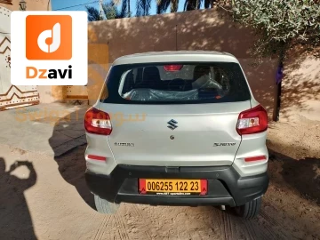 Suzuki À vendre à 39 EL OUED