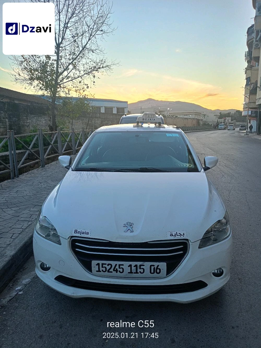 Peugeot À vendre à 6 BEJAIA