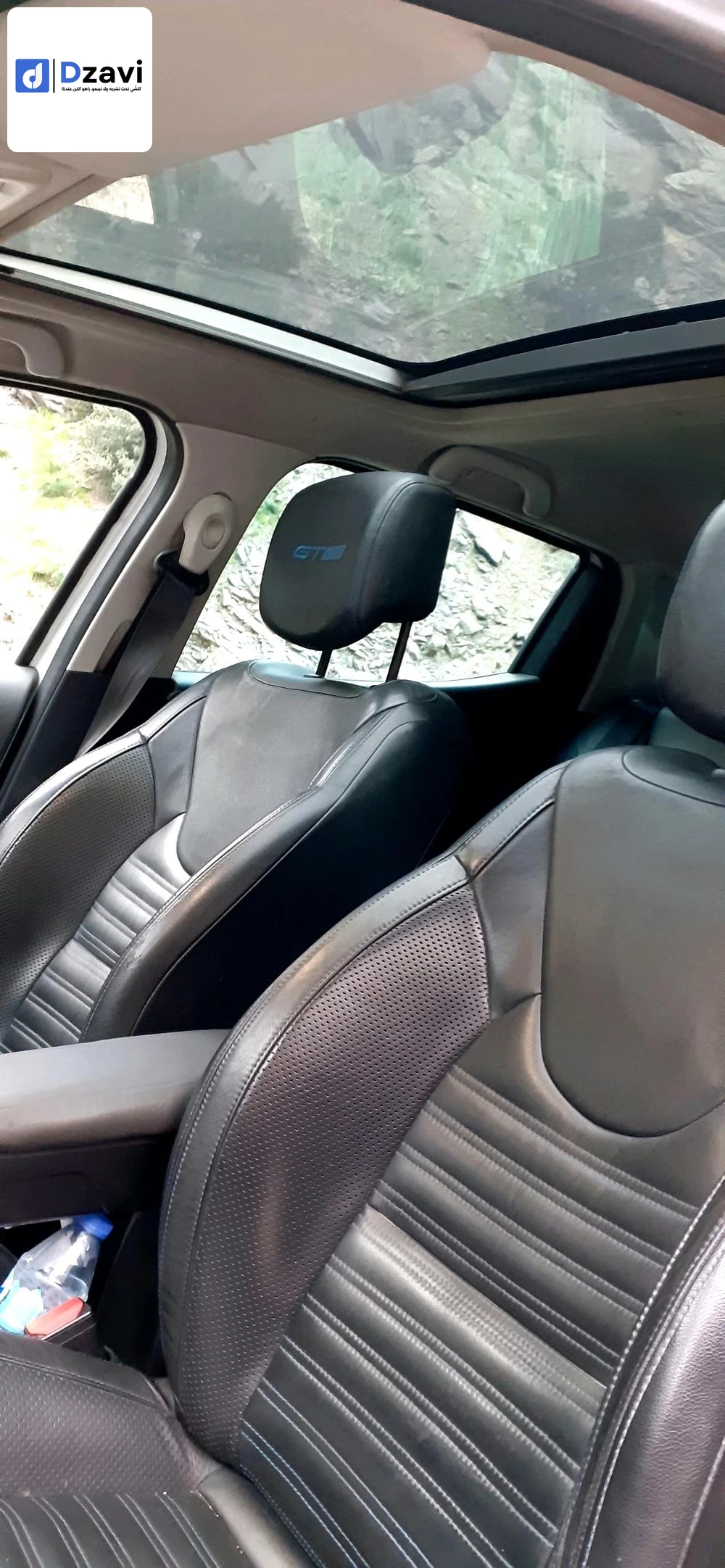 Voitures Renault à 9 BLIDA