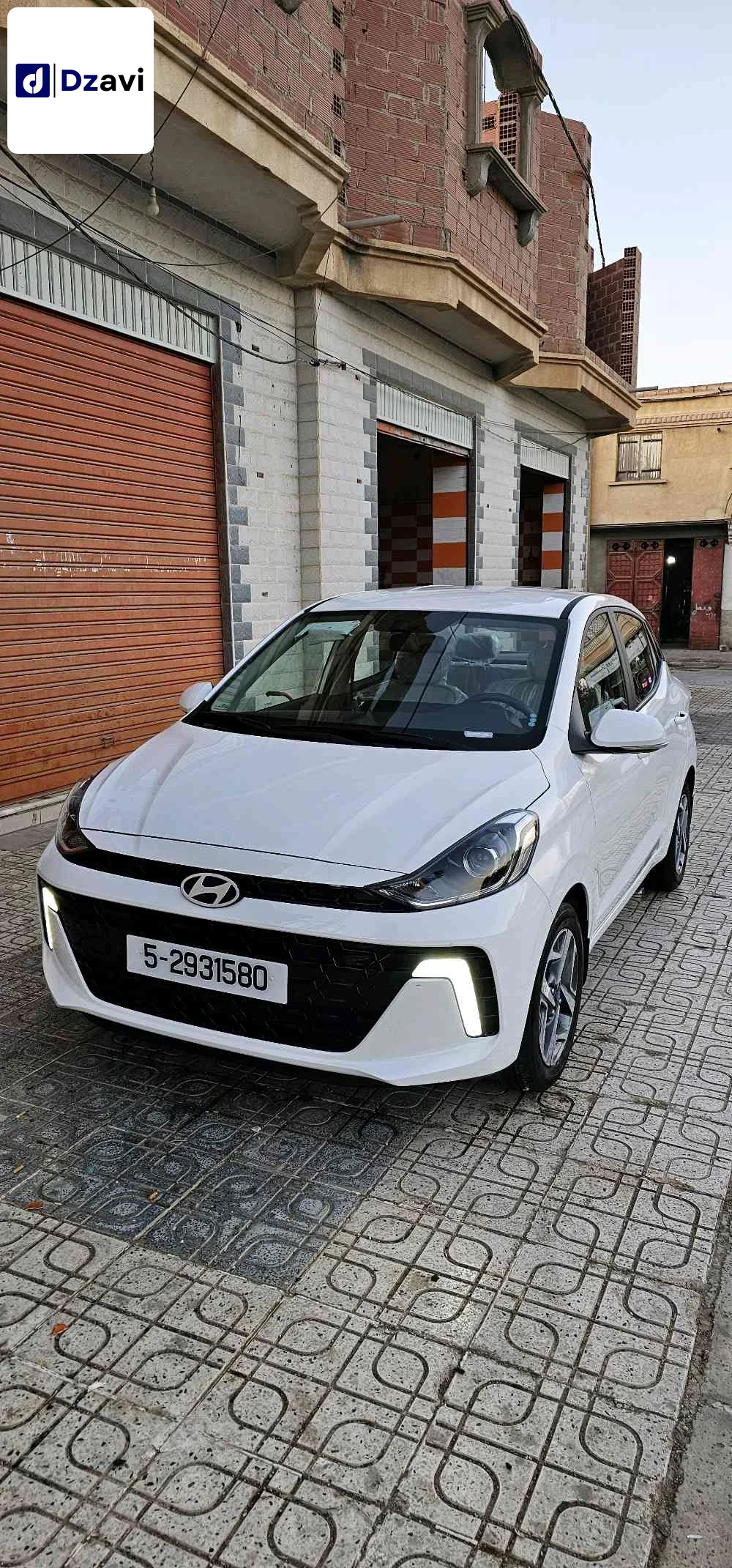 Hyundai À vendre à 40 KHENCHELA