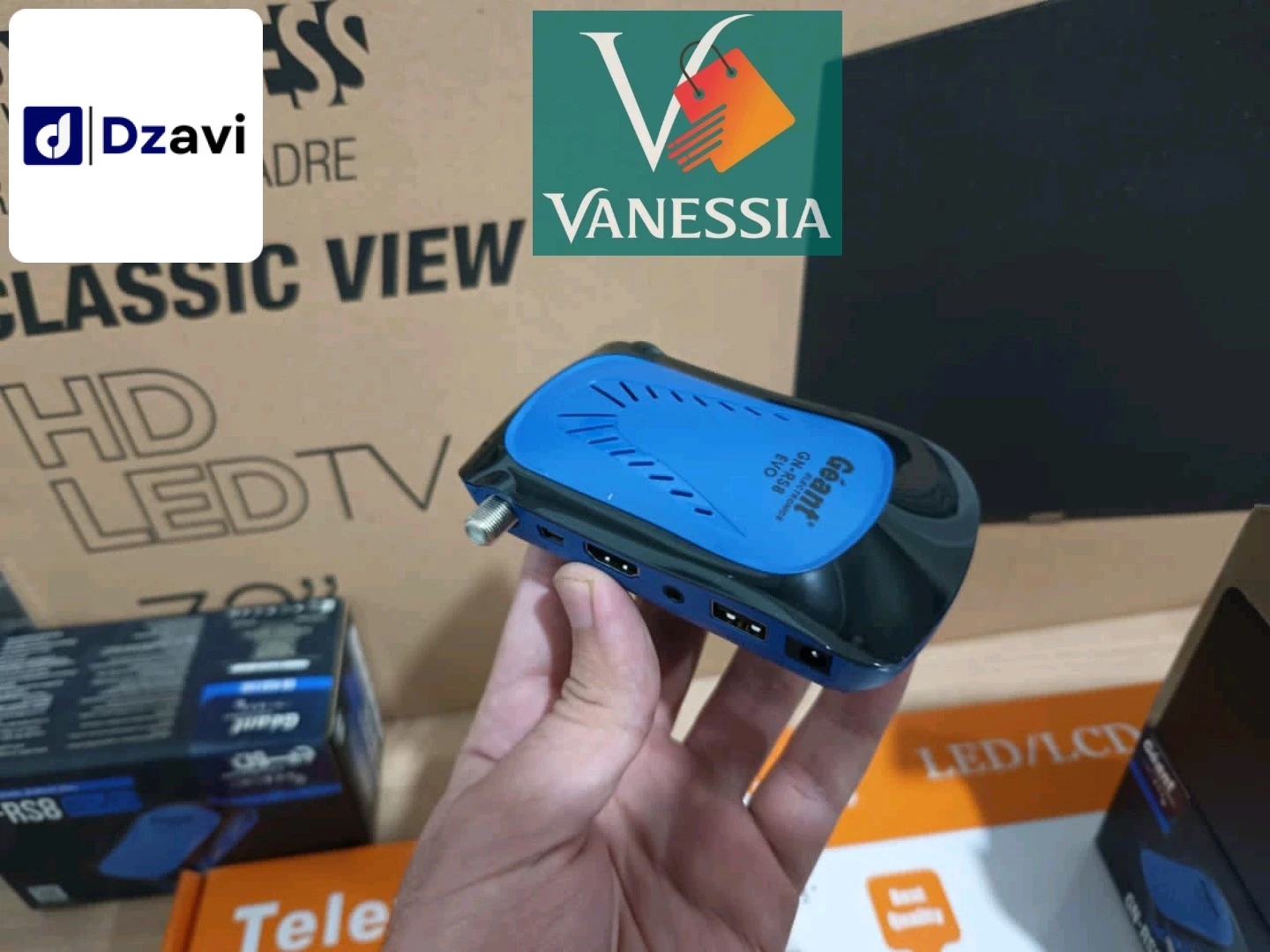 Téléviseurs, satellites et leurs accessoires à vendre à 15 TIZI OUZOU