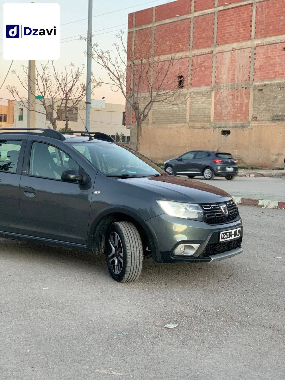 Dacia À vendre à 19 SETIF