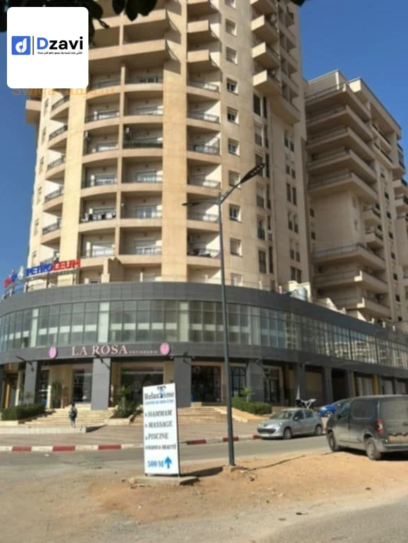 Magasins À vendre à 31 ORAN superficie 85 m2