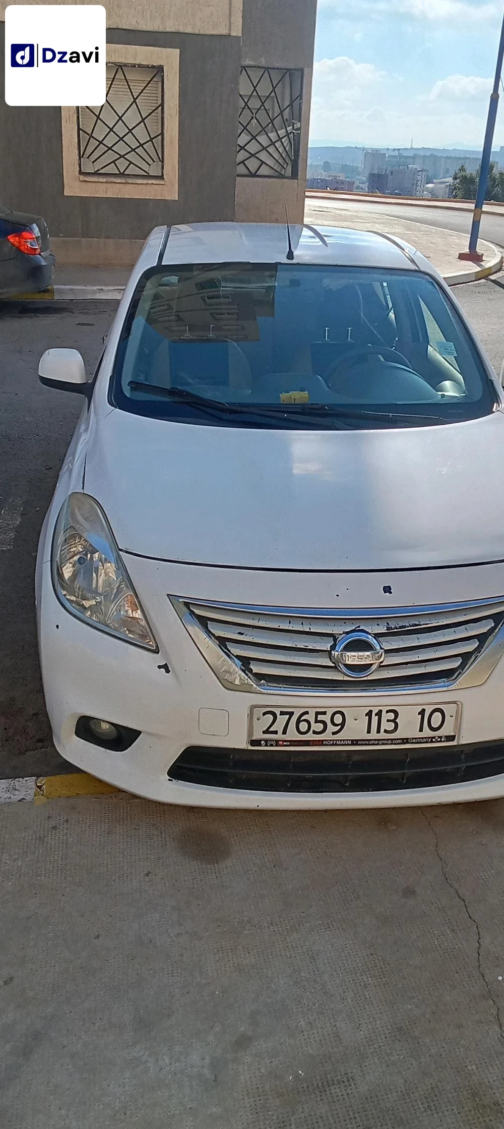 Nissan À vendre à 10 BOUIRA