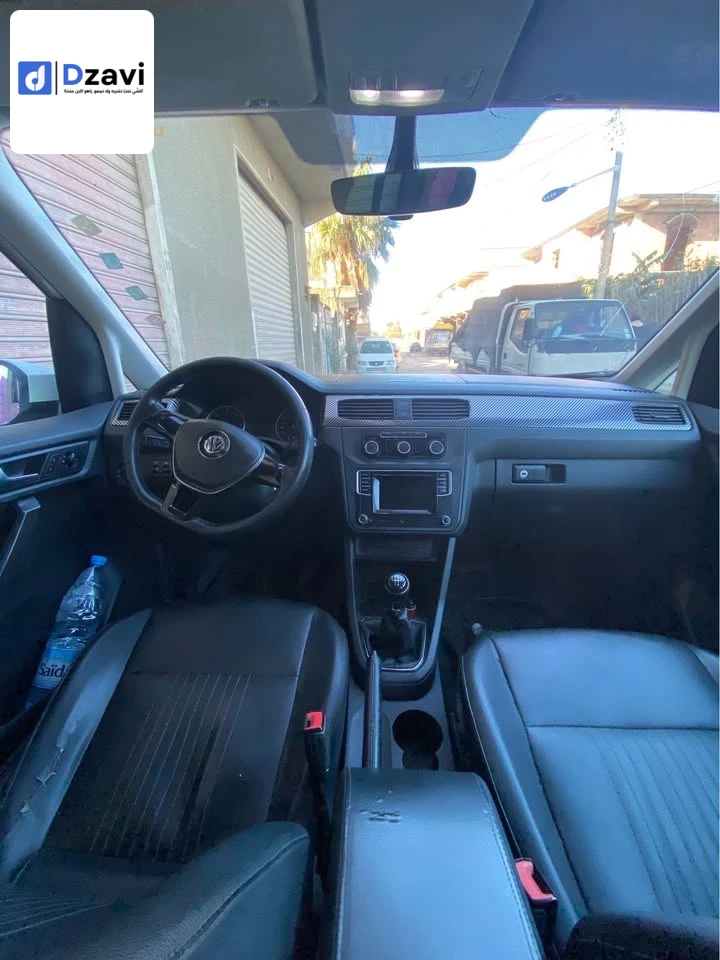Voitures Volkswagen à 16 ALGER
