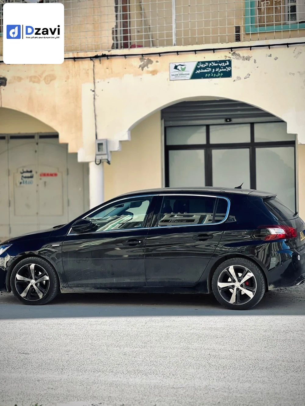 Voitures Peugeot à 40 KHENCHELA
