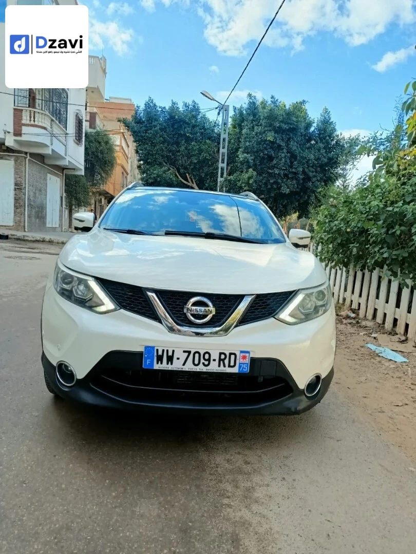 Voitures Nissan à 44 AIN DEFLA