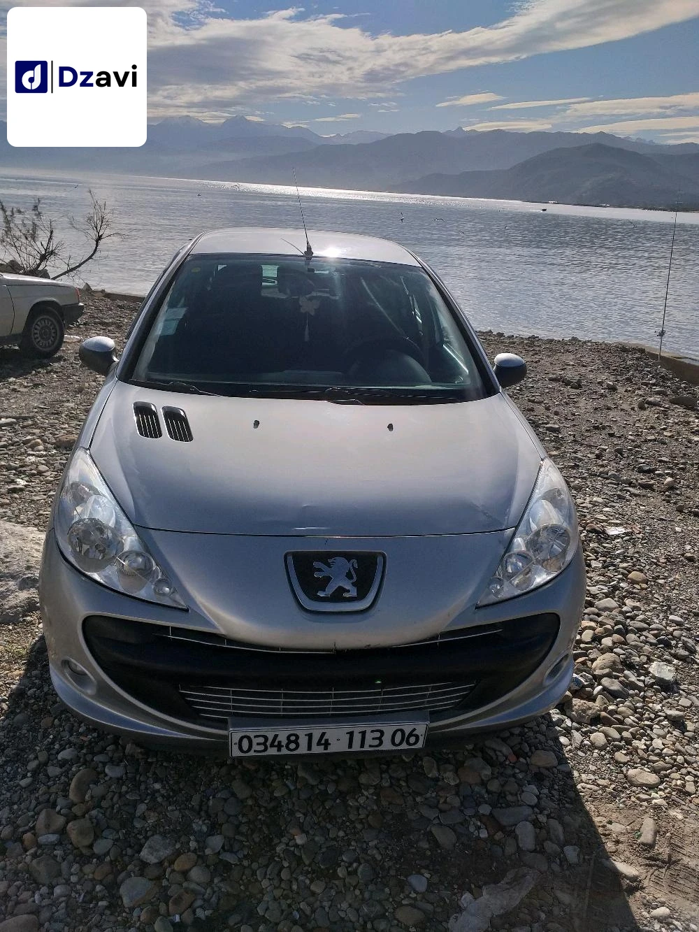 Peugeot À vendre à 6 BEJAIA