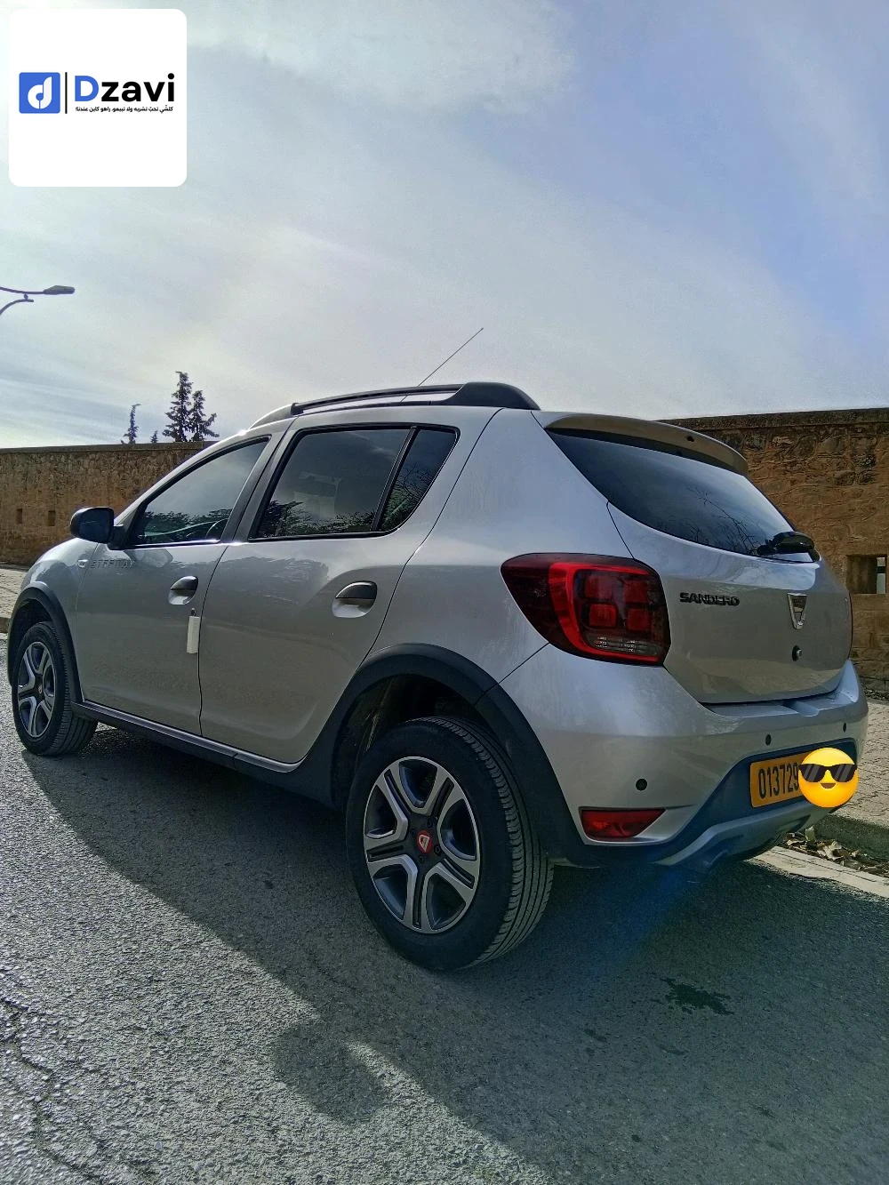 Voitures Dacia à 10 BOUIRA