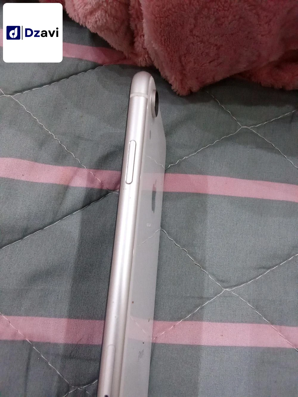 IPhone à vendre à 16 ALGER