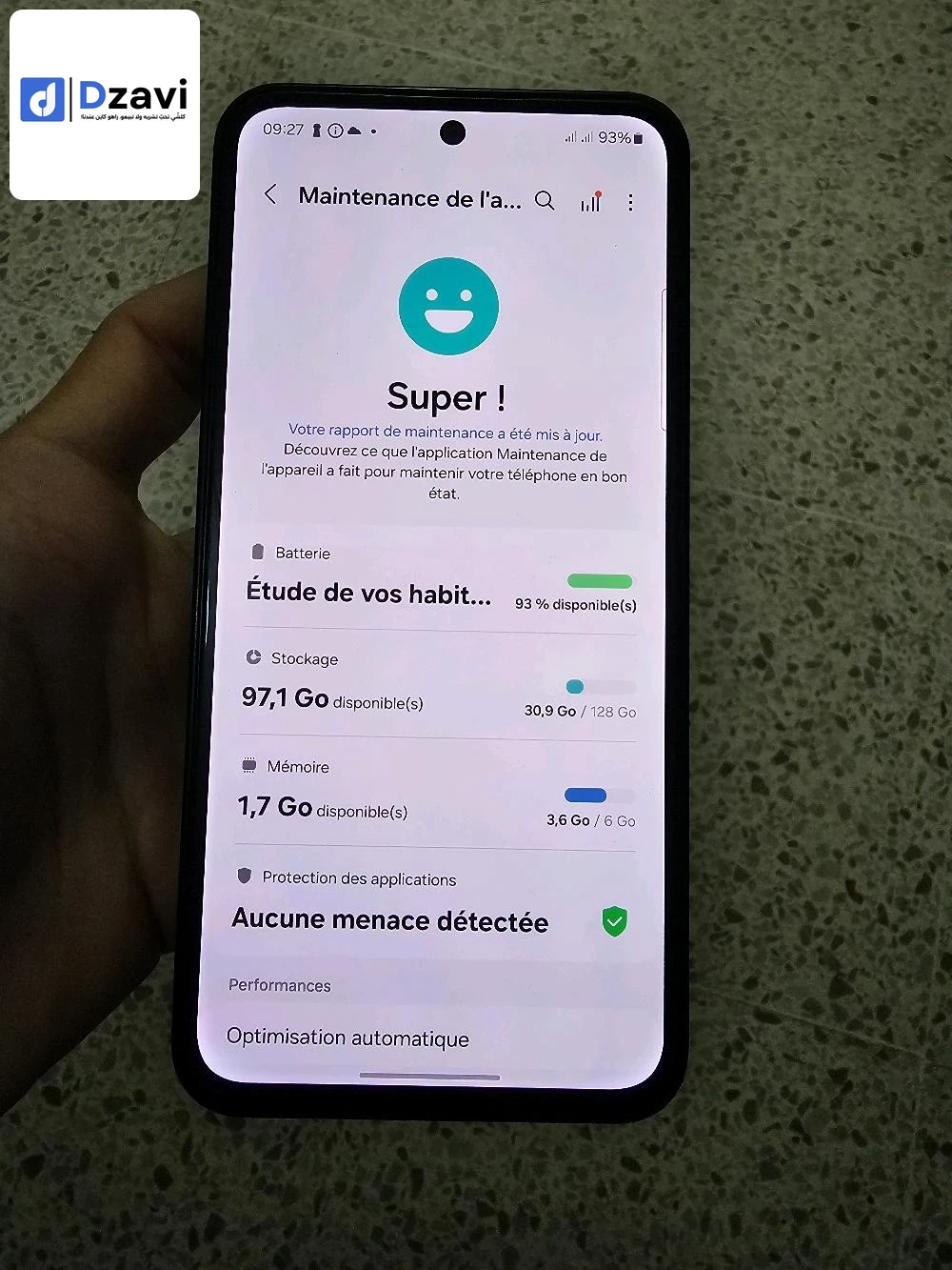 samsung galaxy m35: stockage 128g Ram 6g batterie 6000mA 2 puces
