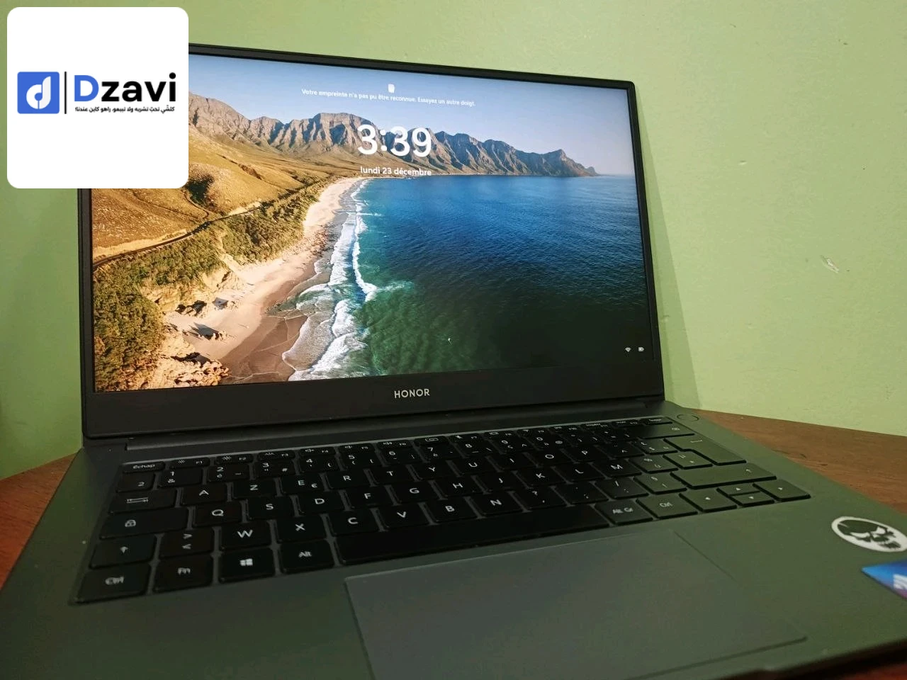 Honor Magic book 14 en très bon état ✅Processeur: AMD Ryzen 5 3500U ✅Ram: 8 Go ddr4 ✅ Disque dur: 256 Go NVME ✅Carte graphique: AMD Radeon vega mobile Gfx ✅ Écran: 14 pouces full HD ✅les port: 2usb/3.5 jack/HDMI/type c ✅Clavier AZERTY lumineux avec emprei