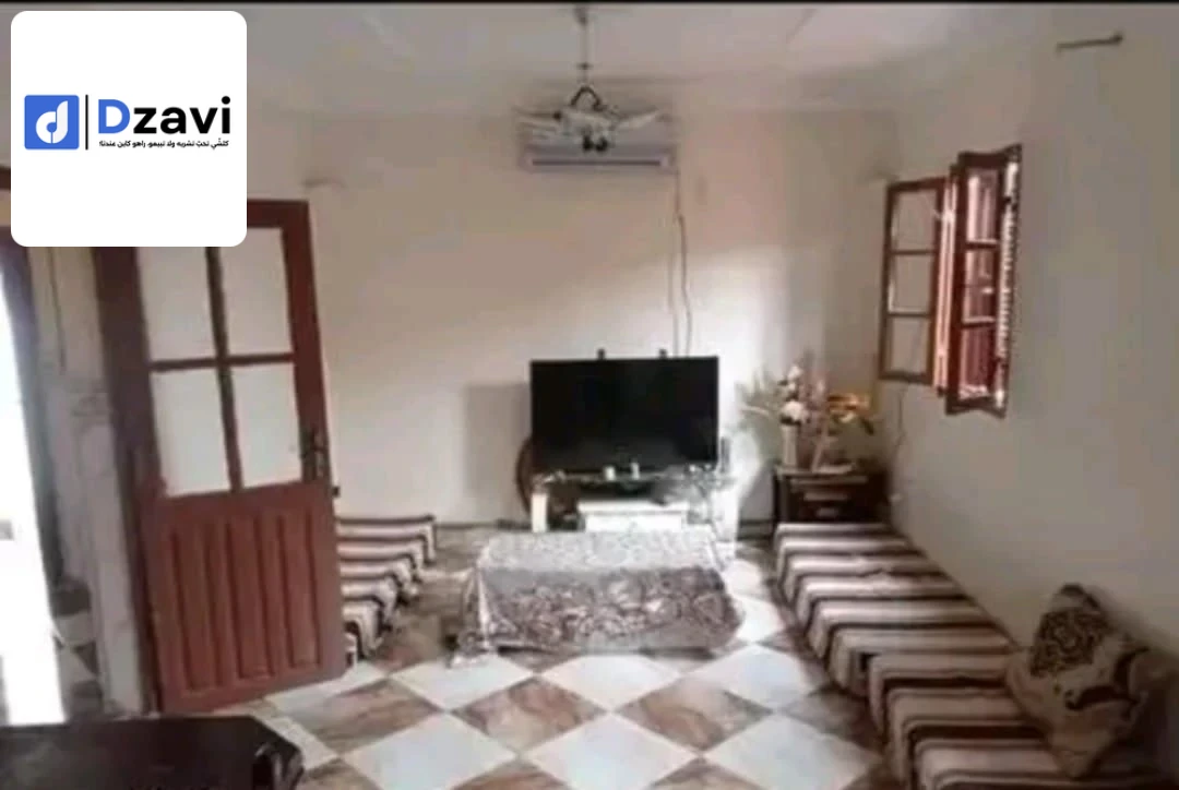 Maisons Traditionnelles À vendre à 11 TAMANRASSET superficie 135 m2
