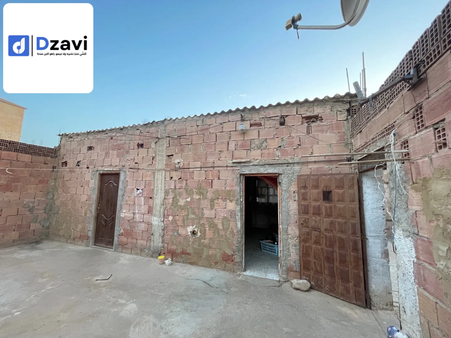 Maisons Traditionnelles À vendre à 44 AIN DEFLA superficie 300 m2