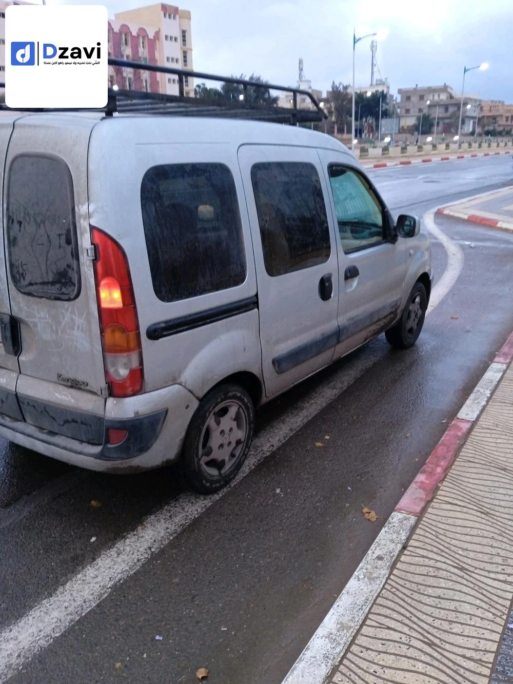 Voitures Renault à 46 AIN TEMOUCHENT