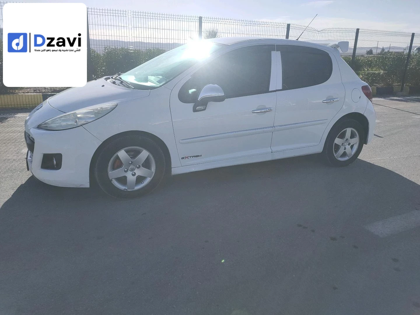 Voitures Peugeot à 12 TEBESSA