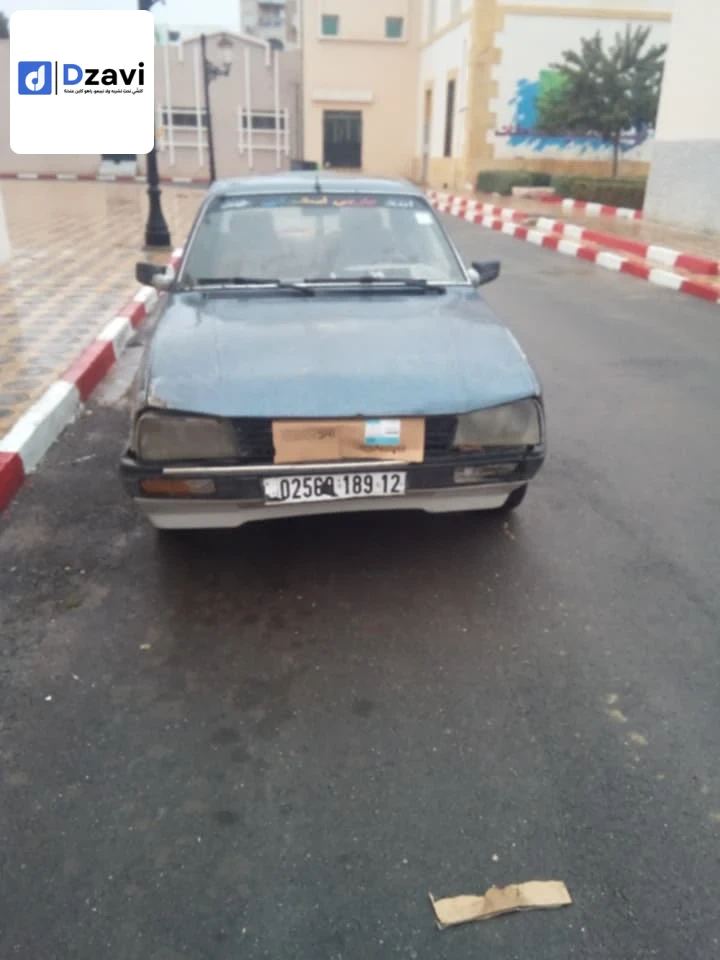 Voitures Peugeot à 12 TEBESSA