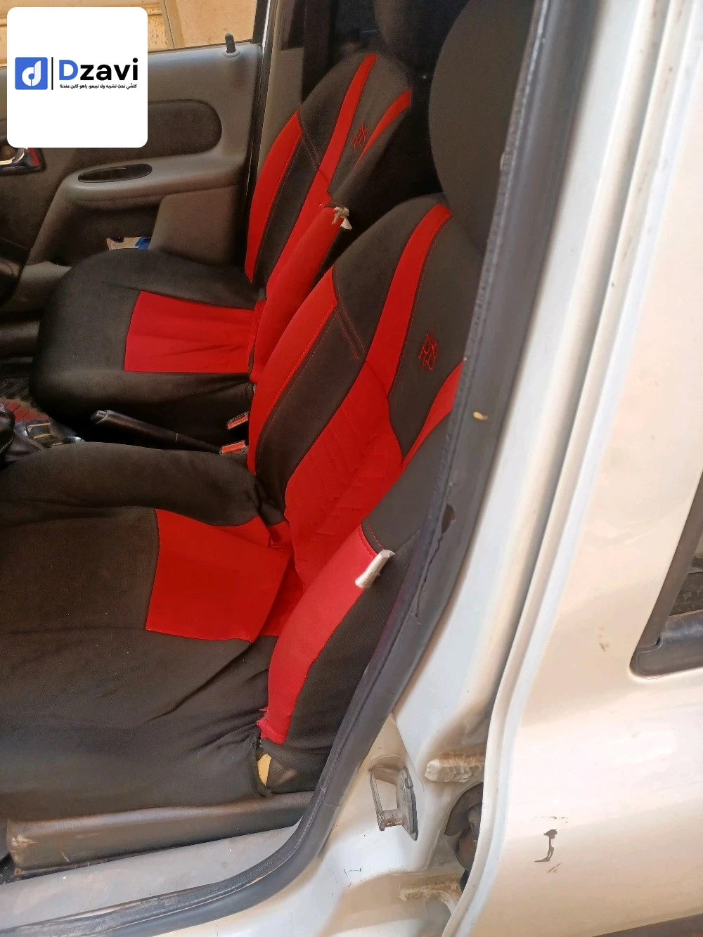 Voitures Renault à 44 AIN DEFLA