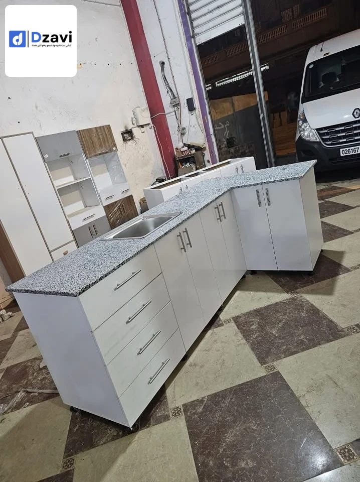 خدمة بزاف نقية مراحش تندم عليها كل الألوان والمقاسات متوفرة من الورشة للزبون مصنوع بالميلامين و الهايقلوز من أجود أنواع الخشب مع توصيل لباب المنزل بسعر معقول (البليدة/الجزائر/تيبازة/المدية/بومرداس)