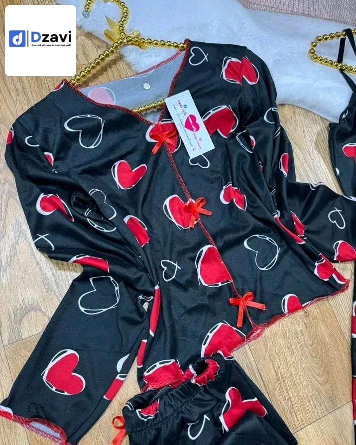 Vêtements de détente et vêtements de nuit à vendre à 10 BOUIRA