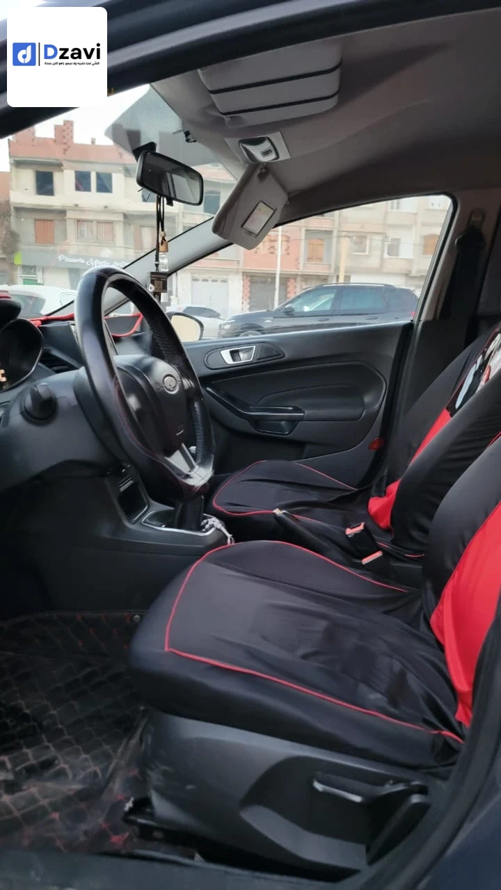 Voitures Ford à 5 BATNA