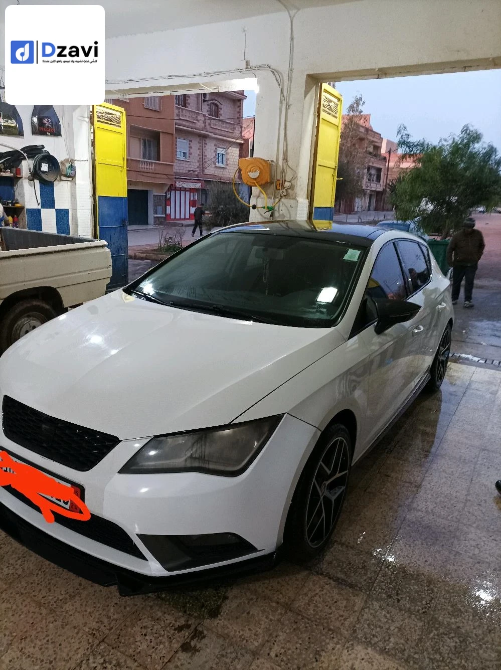 Voitures Seat à 13 TLEMCEN