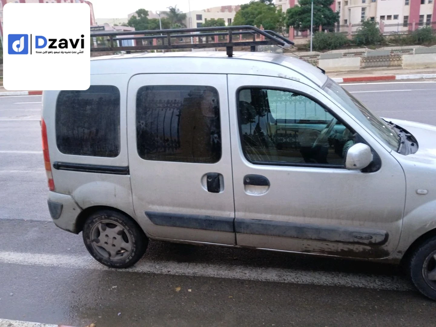 Voitures Renault à 46 AIN TEMOUCHENT