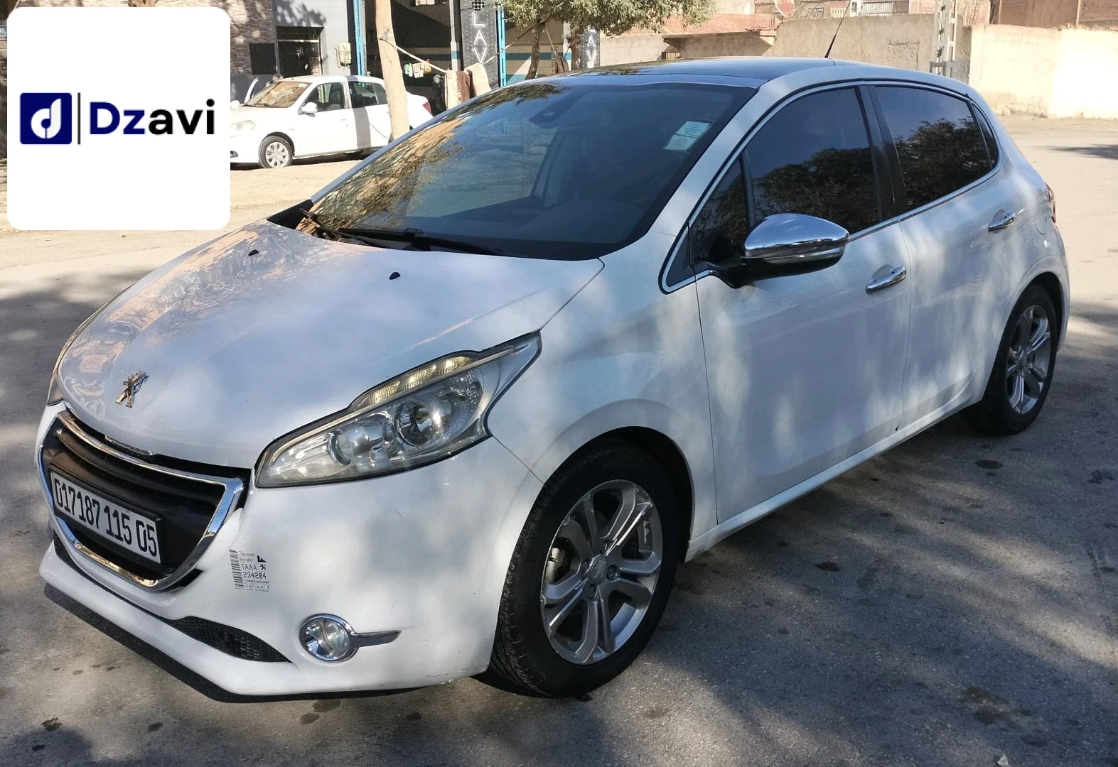 Peugeot À vendre à 5 BATNA