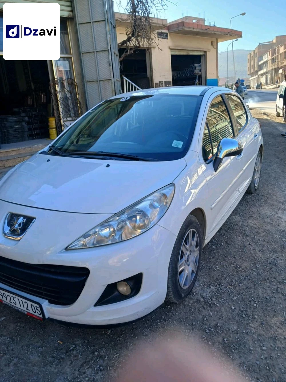 Peugeot À vendre à 5 BATNA