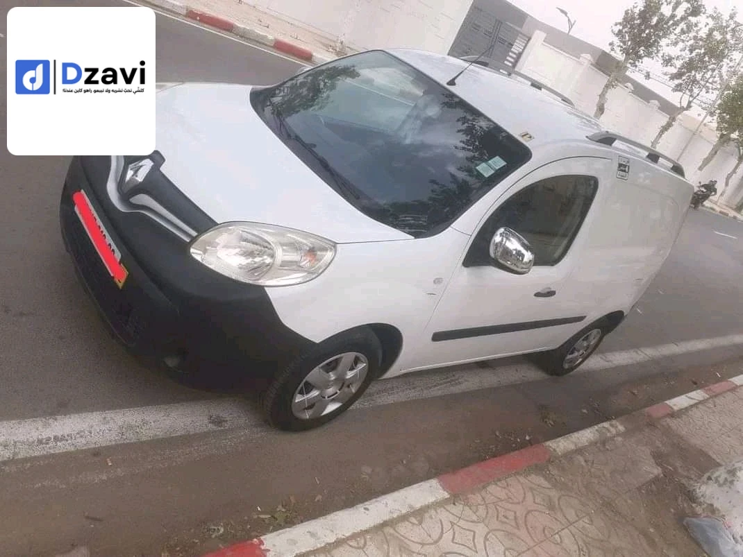 Voitures Renault à 9 BLIDA
