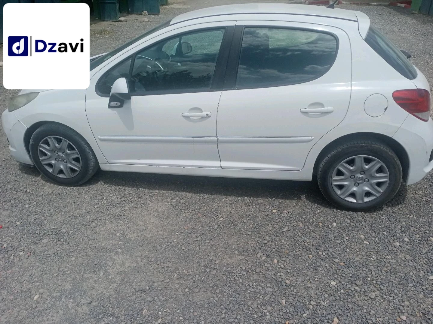 Peugeot À vendre à 40 KHENCHELA