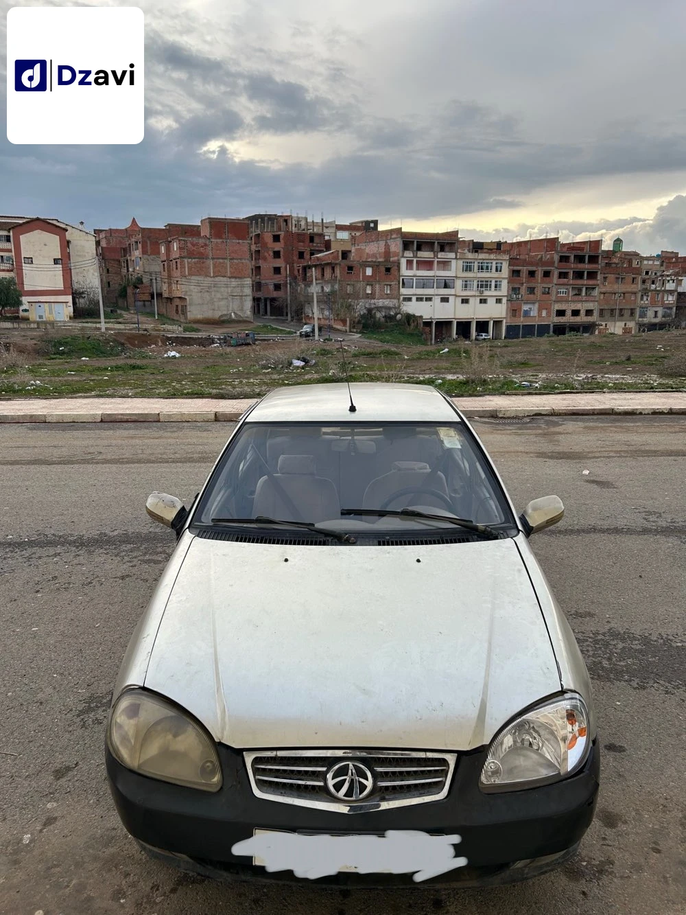 Hyundai À vendre à 10 BOUIRA
