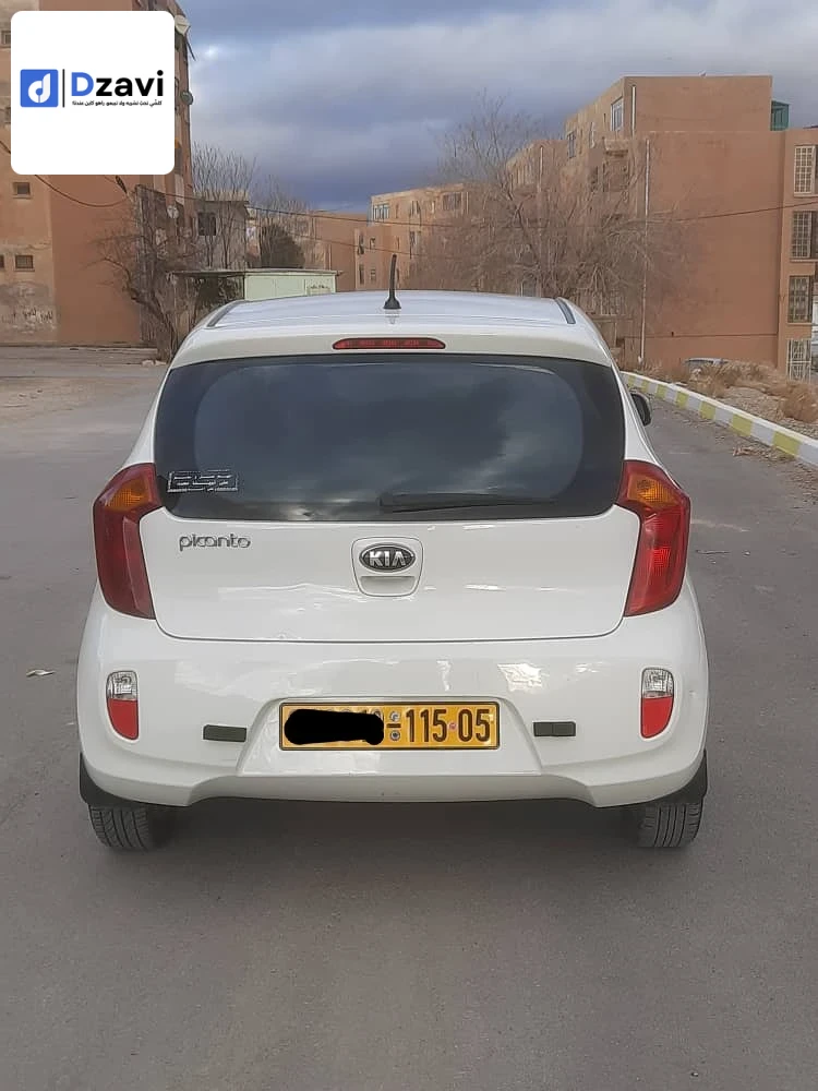 Voitures Kia à 5 BATNA