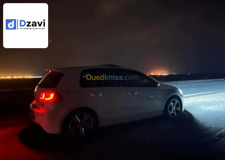 Voitures Volkswagen à 4 OUM EL BOUAGHI