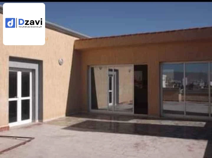 Bâtiments À vendre à 31 ORAN superficie 440 m2