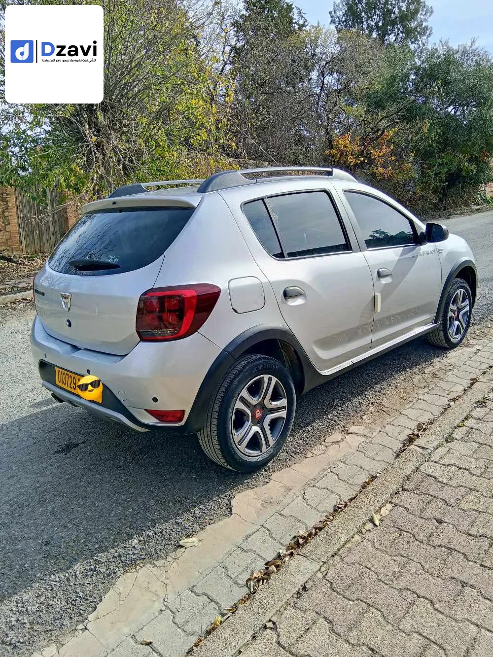 Voitures Dacia à 10 BOUIRA