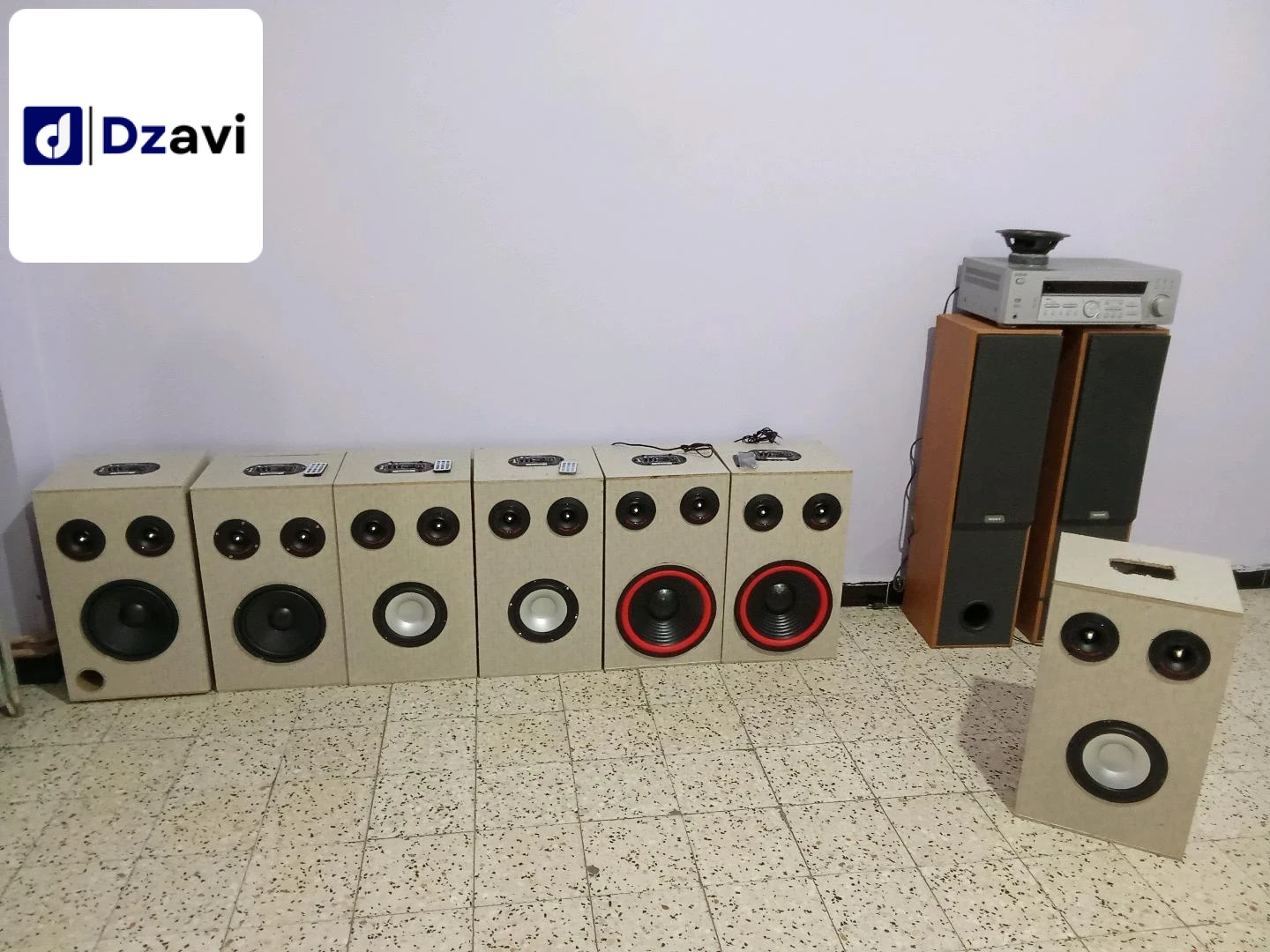 محرك اقراص يقرأ جميع الاقراص مستعمل من قبل لكن جيد