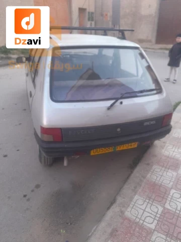 Peugeot À vendre à 19 SETIF