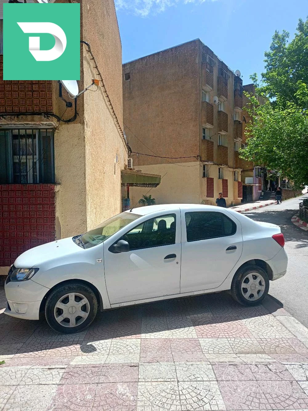 Dacia Logan 2015 26 MEDEA 