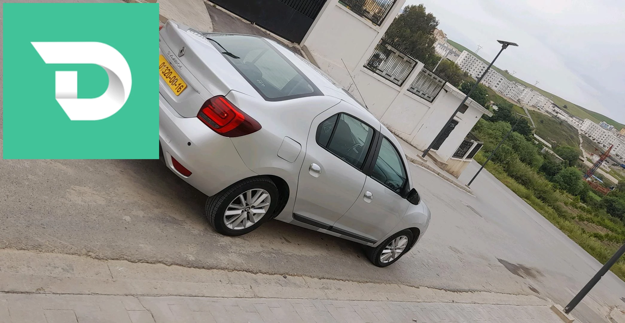 Renault SYMBOL 2019 15 TIZI OUZOU 