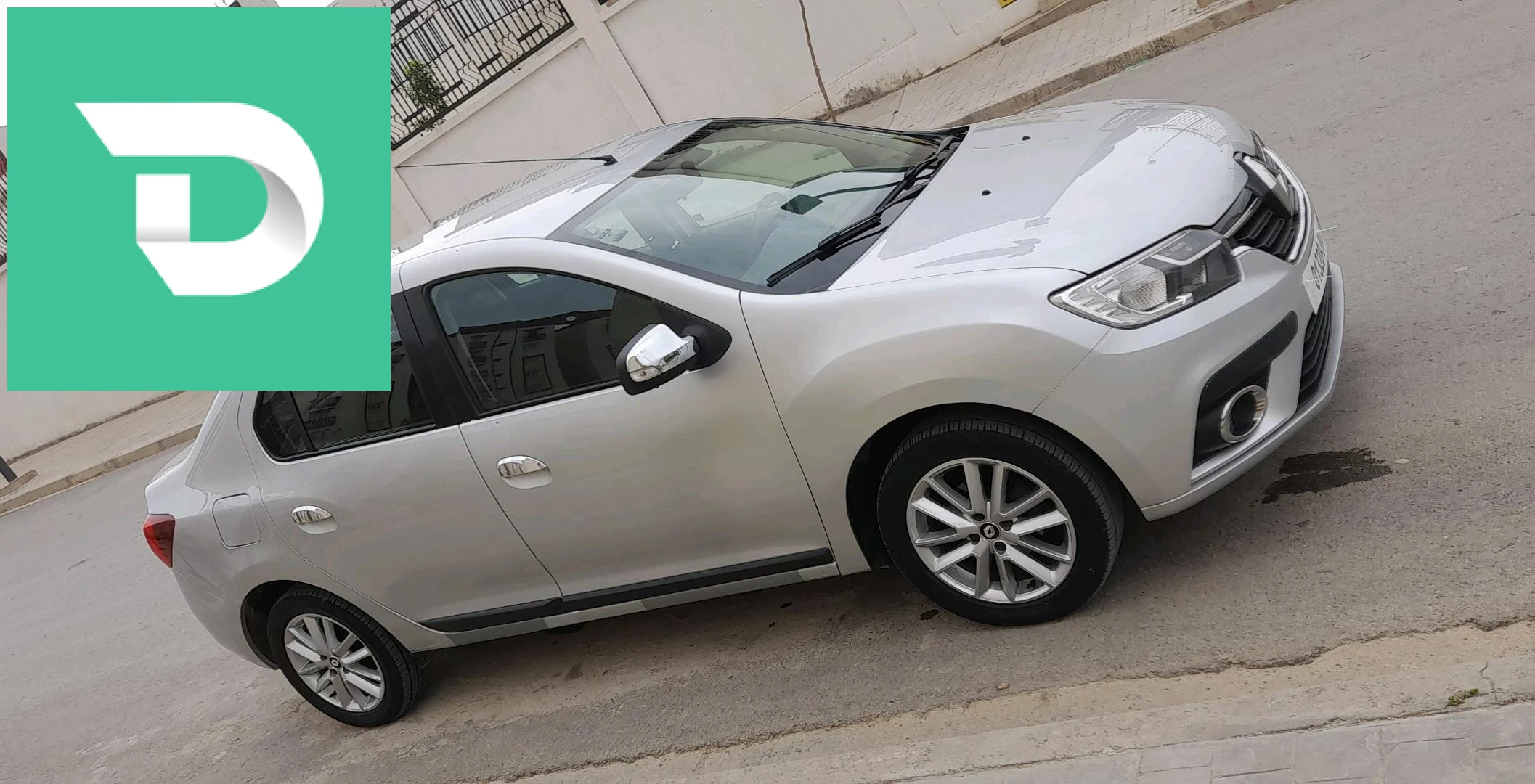 Renault SYMBOL 2019 15 TIZI OUZOU 