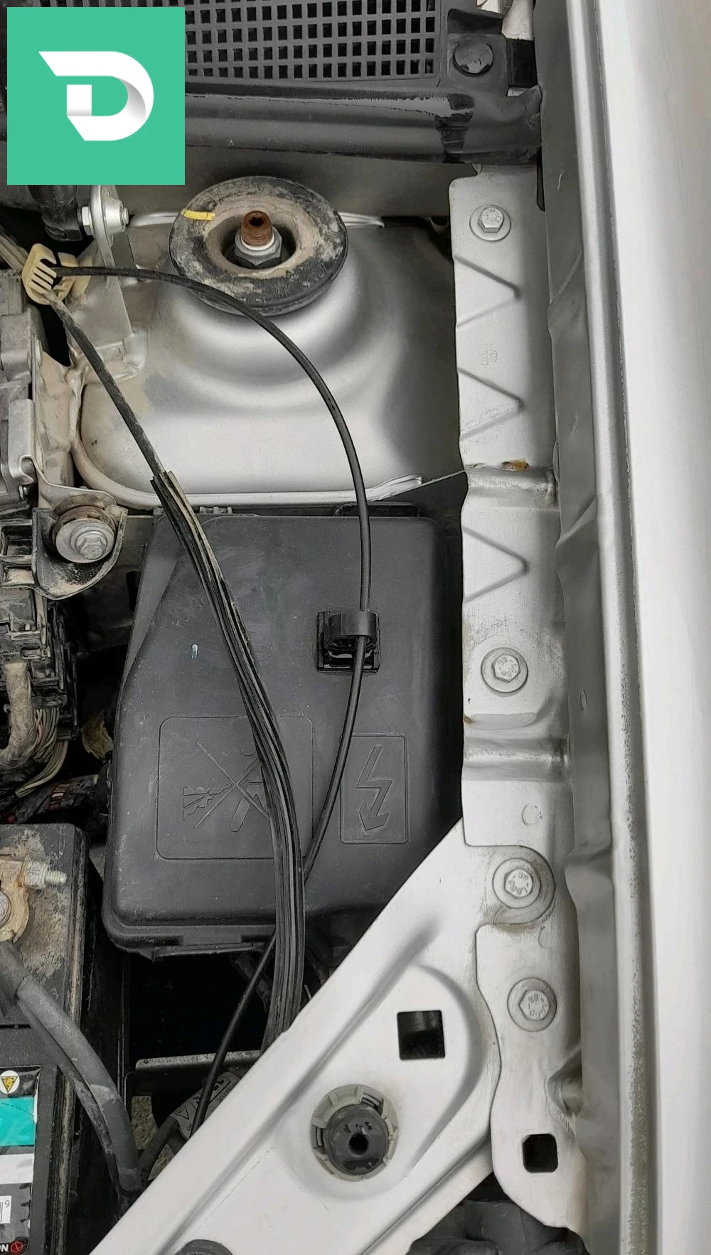 Renault SYMBOL 2019 15 TIZI OUZOU 