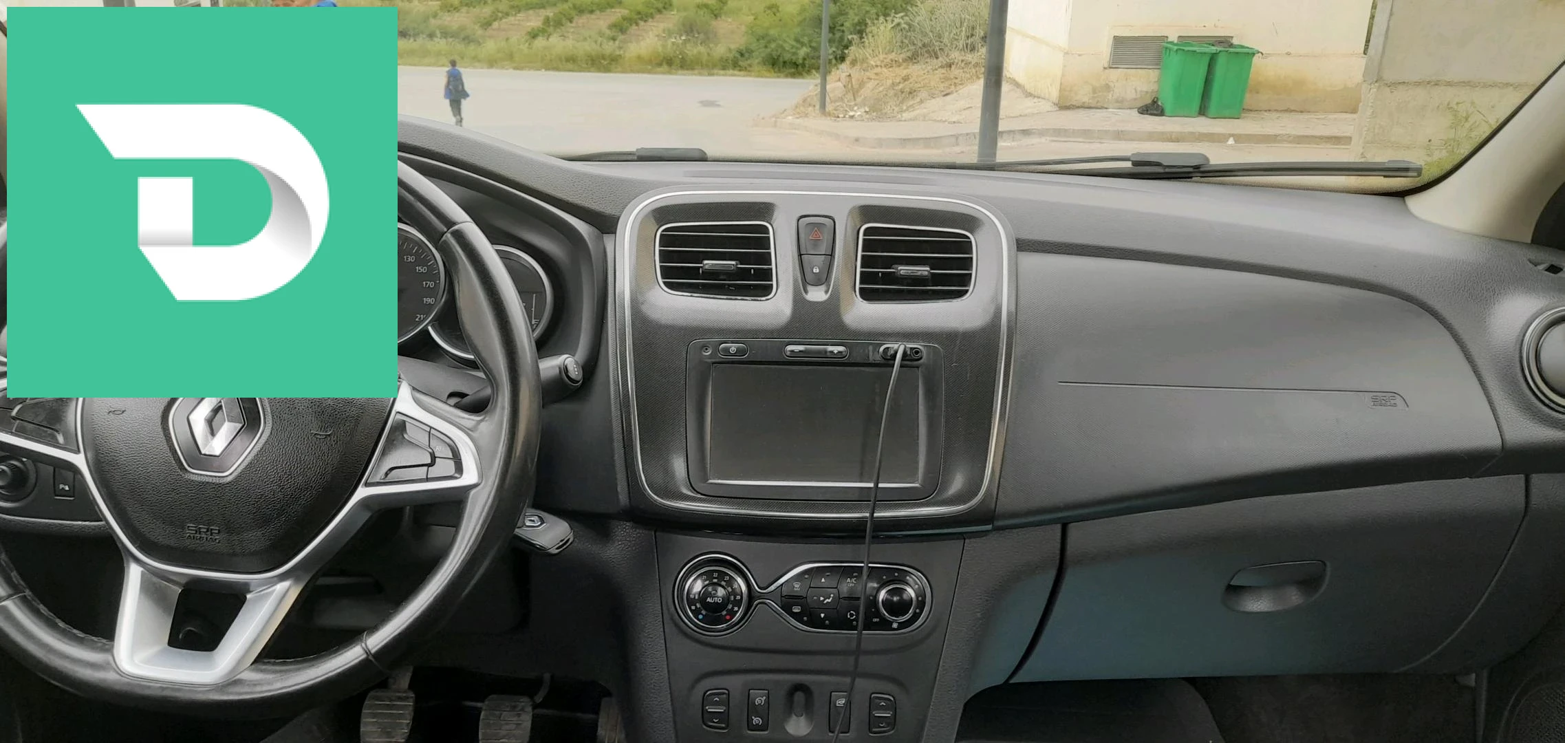 Renault SYMBOL 2019 15 TIZI OUZOU 