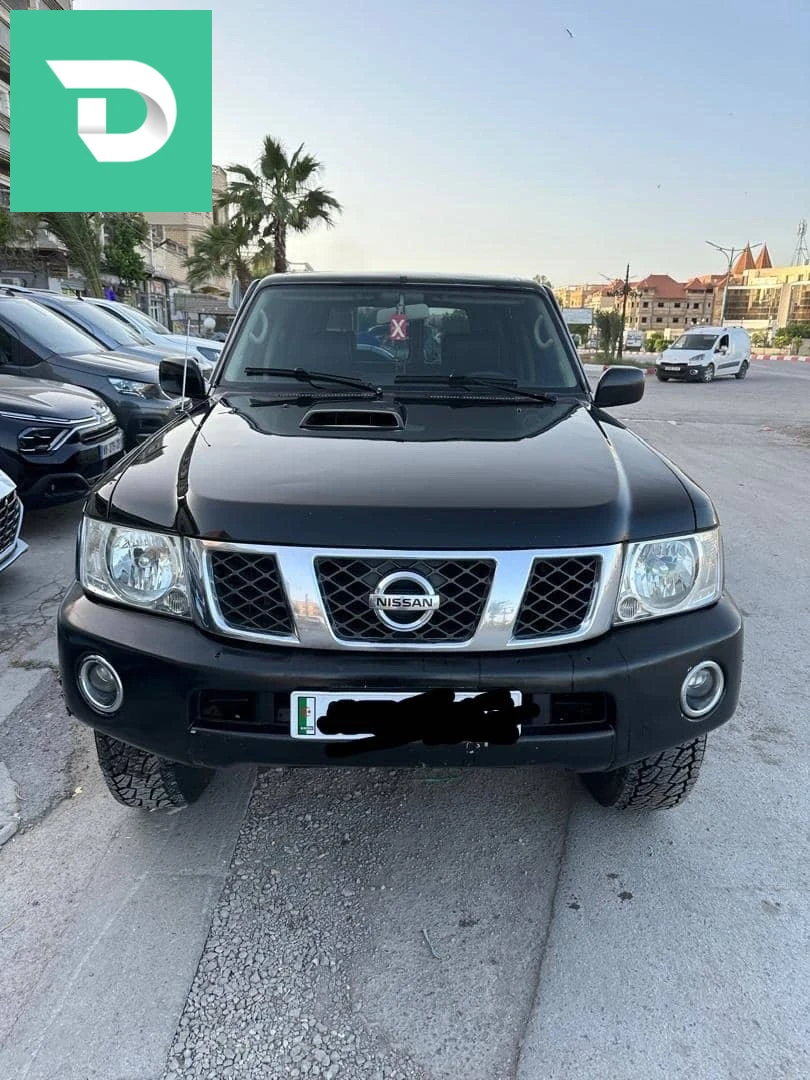 Nissan Patrol 2007 7 BISKRA 