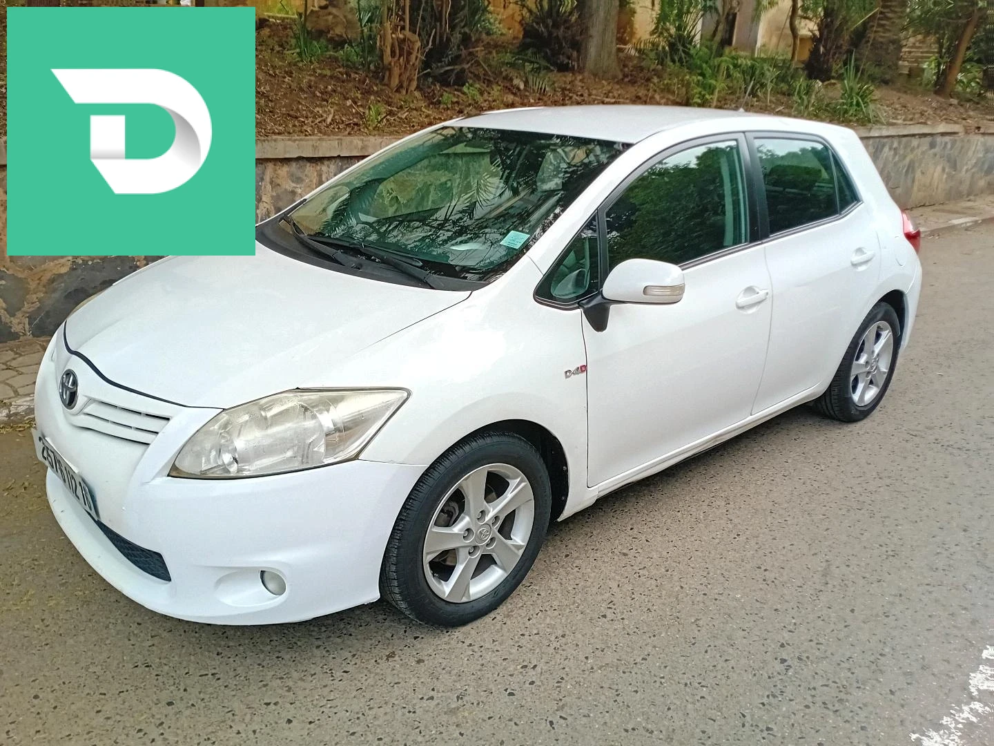 Toyota Auris 2012 16 ALGER 