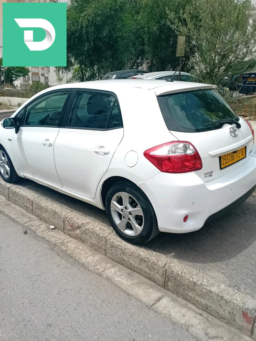 Toyota Auris 2012 16 ALGER 