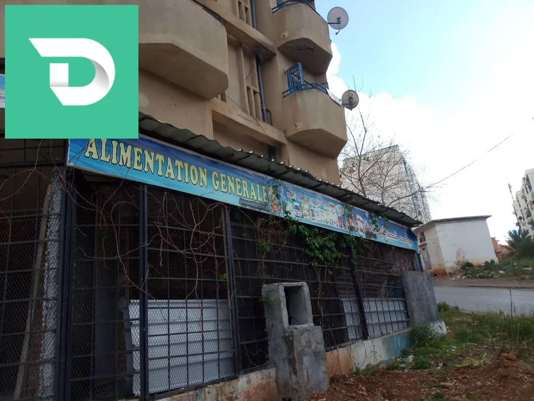 شقة f3 طابق الأول في تيبازة واد مرزوق بجانب الجامعة 