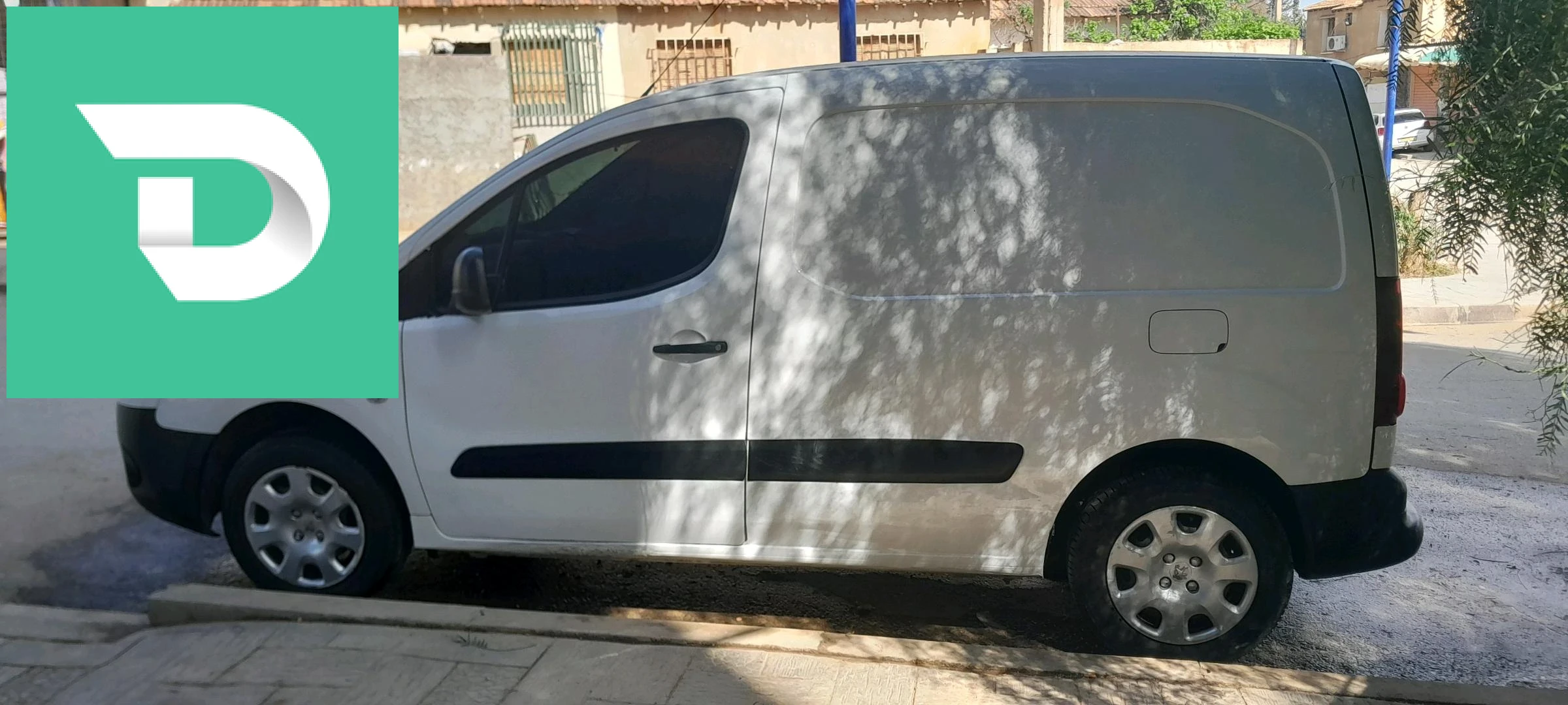Peugeot Partner Tepee 2015 26 MEDEA 