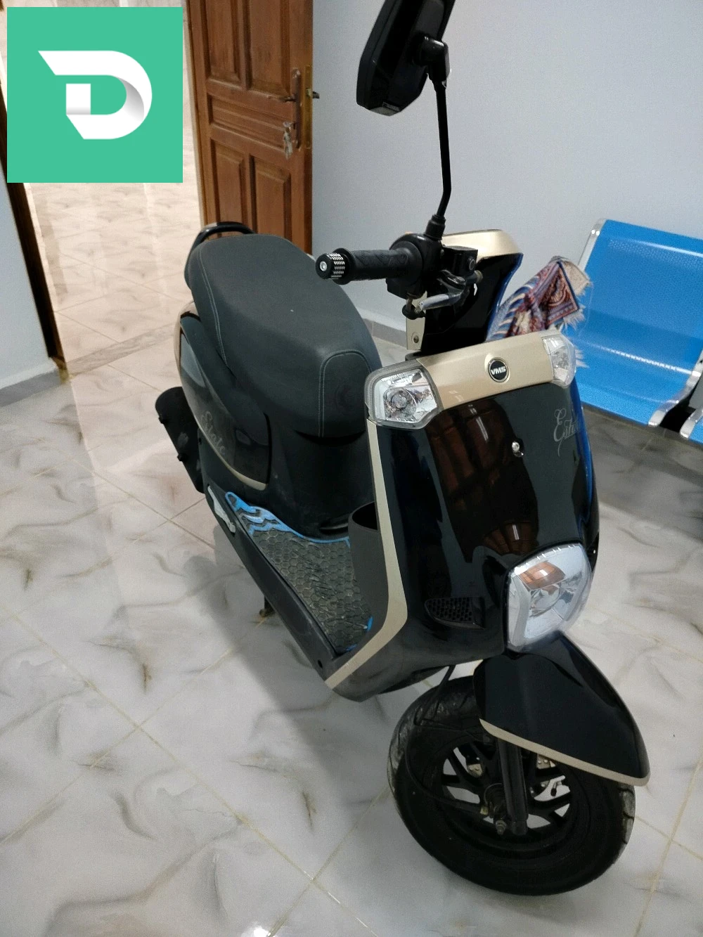 كاسك بيون جديد مش مستعمل بزاف في حالة جيدة كيما راه يبان لطاي Xl معاه بلوتوث 