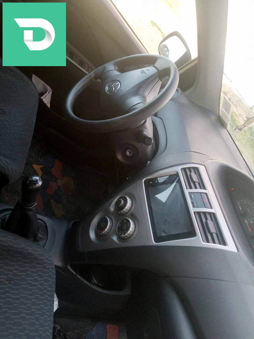 Toyota Yaris 2013 41 SOUK AHRAs 